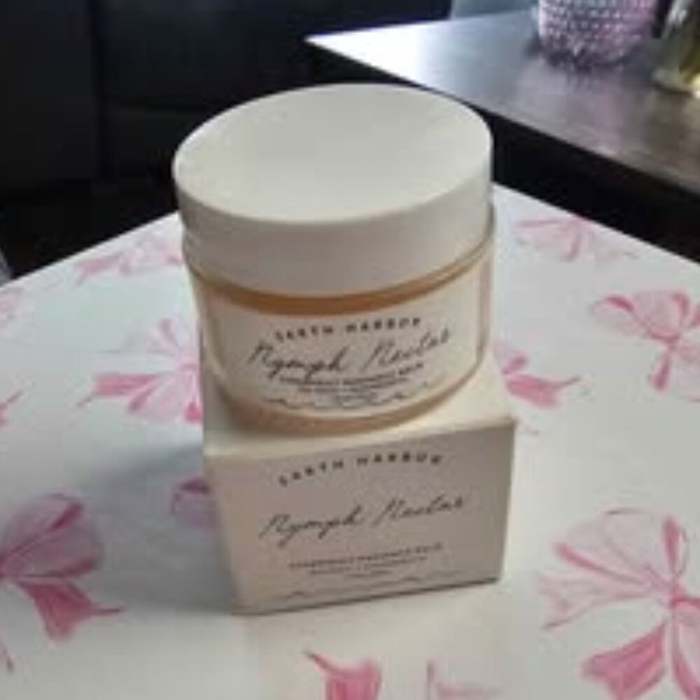 Earth Harbor Nymph Nectar Superfruit Radiance Balm Sea Fruit + Superberies 1fl/o